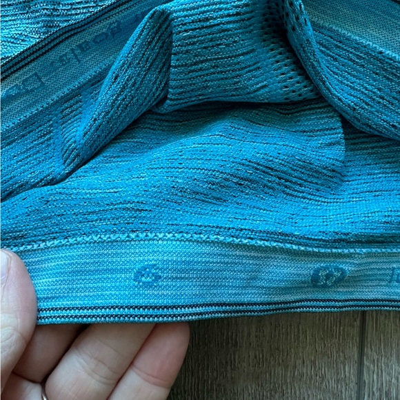 Lululemon Swiftly Tech Racerback in Blue Size 6 - Picture 5 of 6
